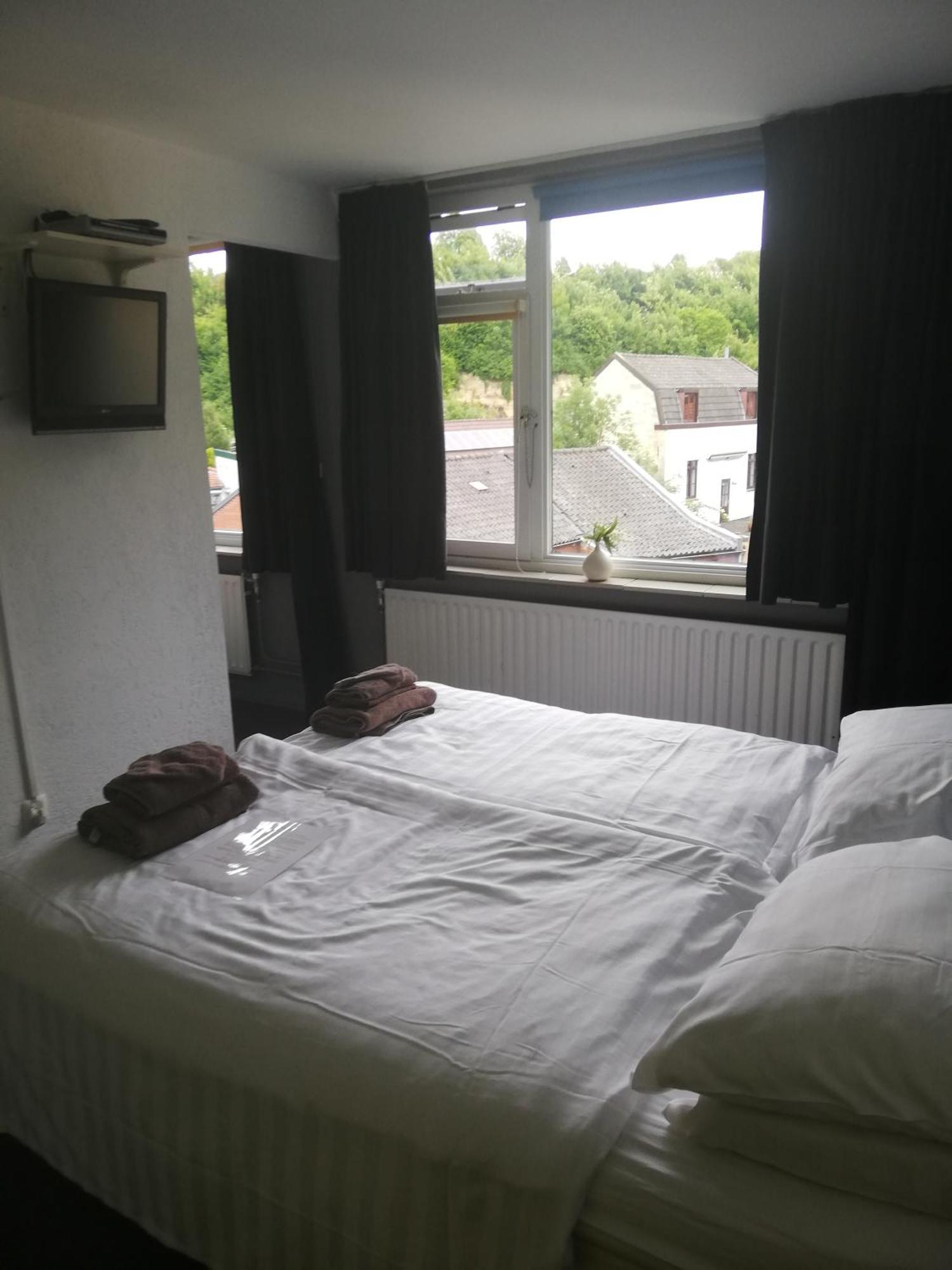 Hotel B&B Lela Valkenburg aan de Geul Cameră foto